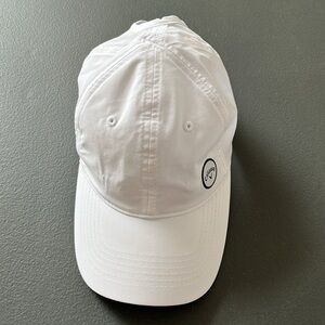 Callaway Women’s Golf Hightail/Ponytail Hat White w/ Black Logo
